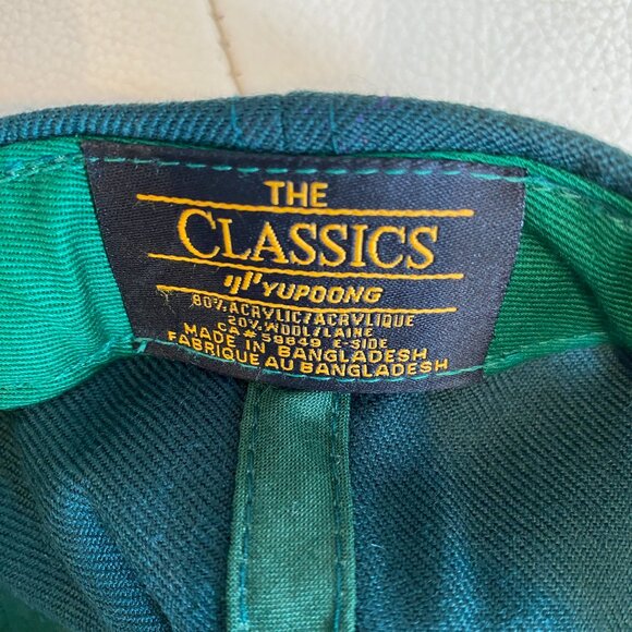 Alpha Bull Green Cap Adjustable Snap Back The Classics Yupoong - Picture 7 of 7